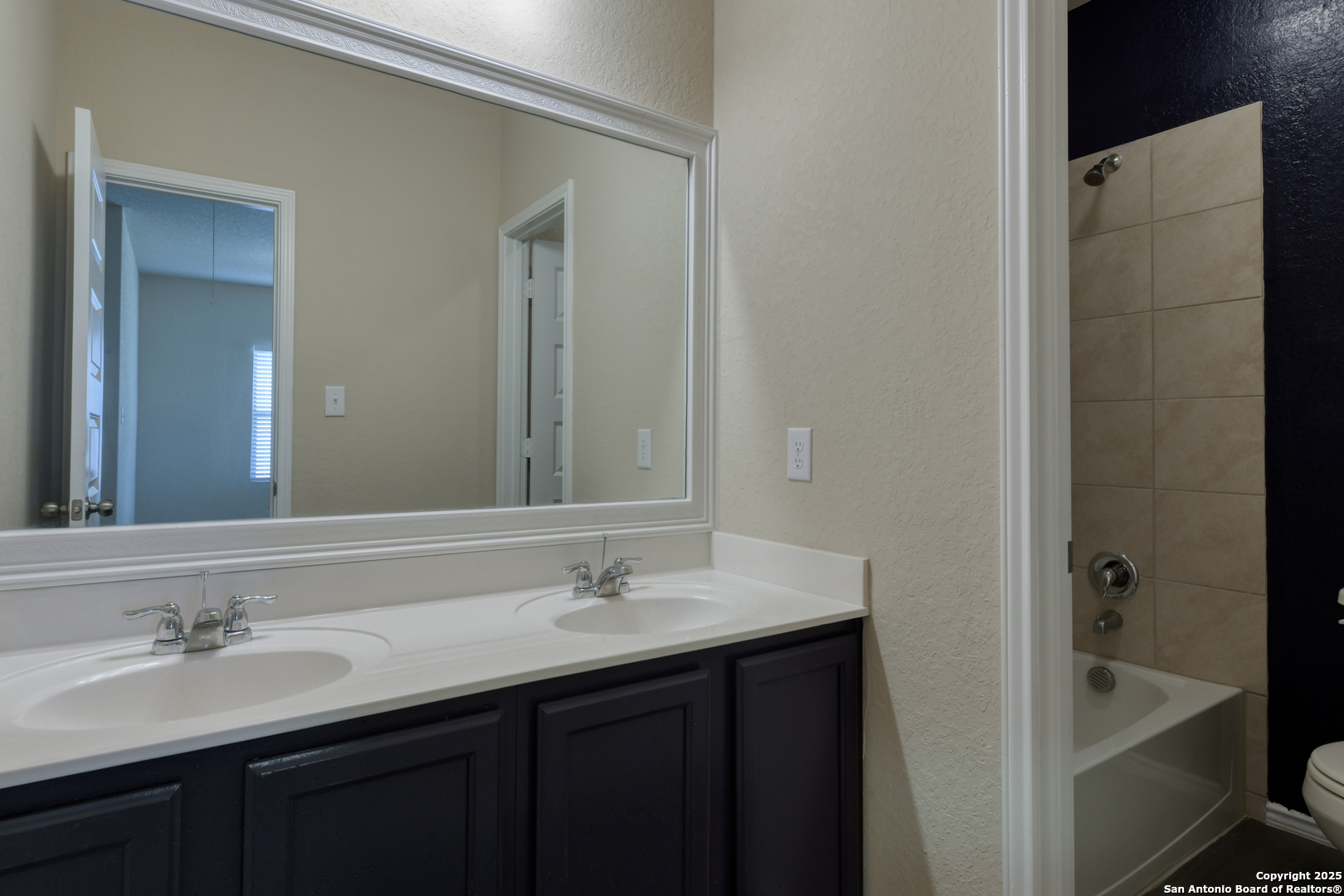 3931 Somers Crest San Antonio TX 78211