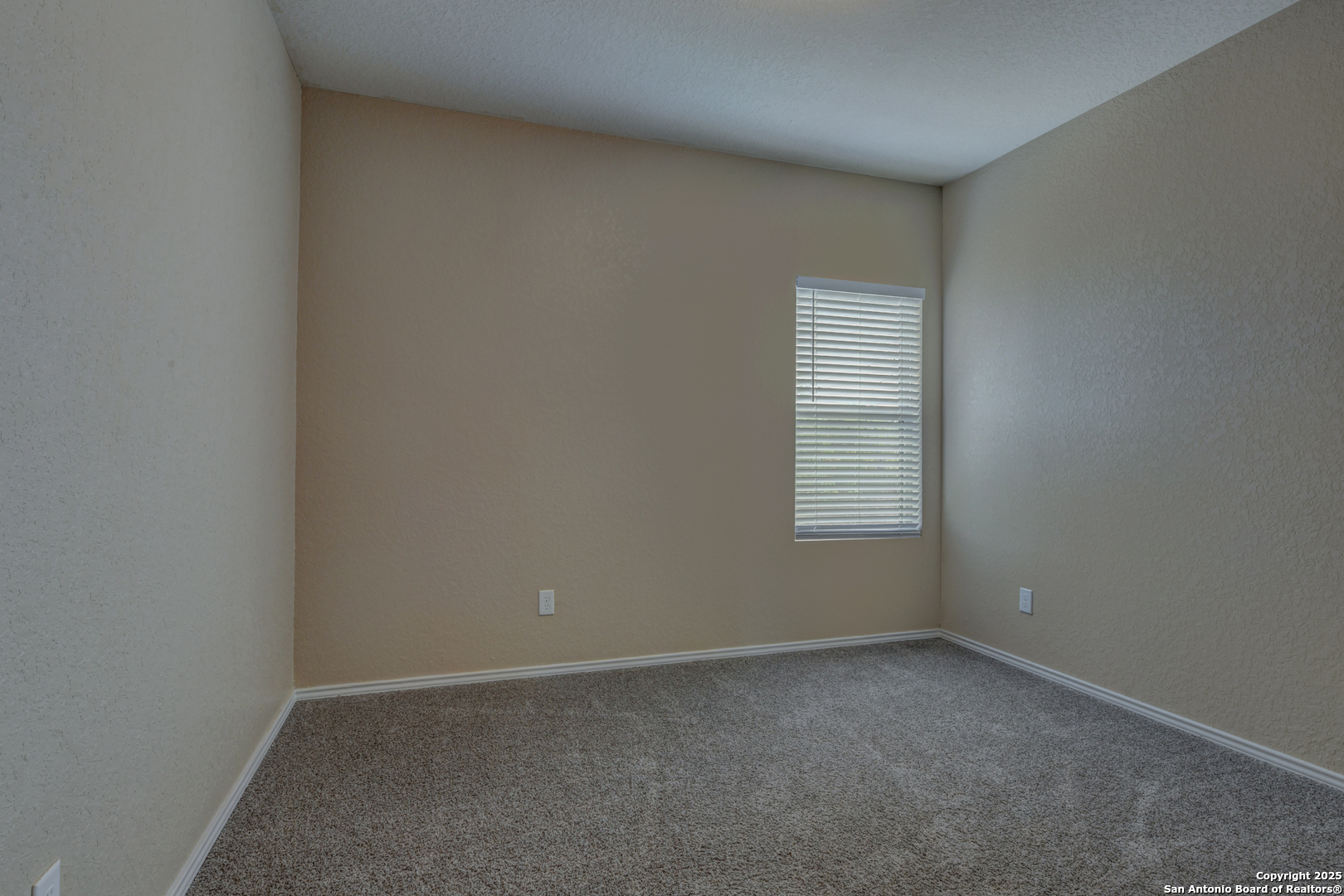 3931 Somers Crest San Antonio TX 78211
