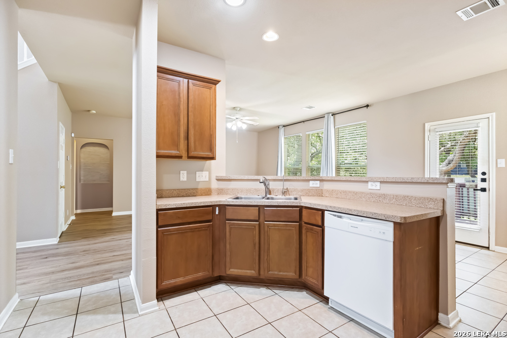 218 Knights Cross San Antonio TX 78258