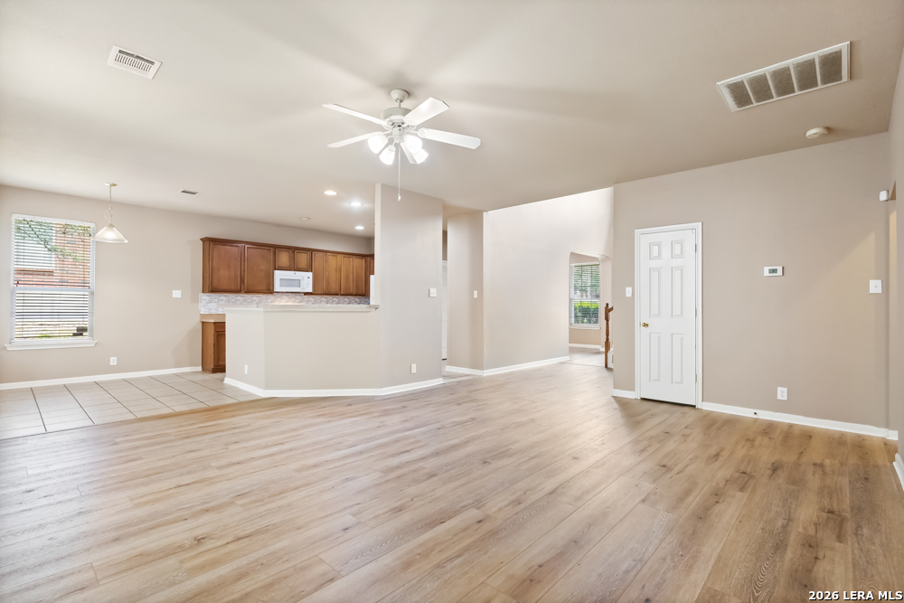 218 Knights Cross San Antonio TX 78258