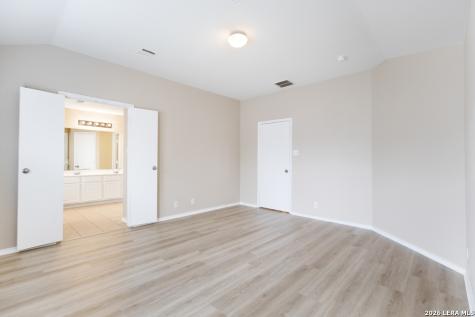 6526 Charles Field San Antonio TX 78238
