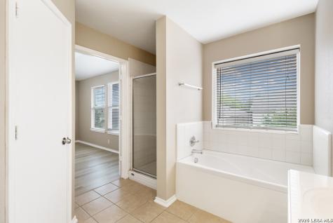 6526 Charles Field San Antonio TX 78238