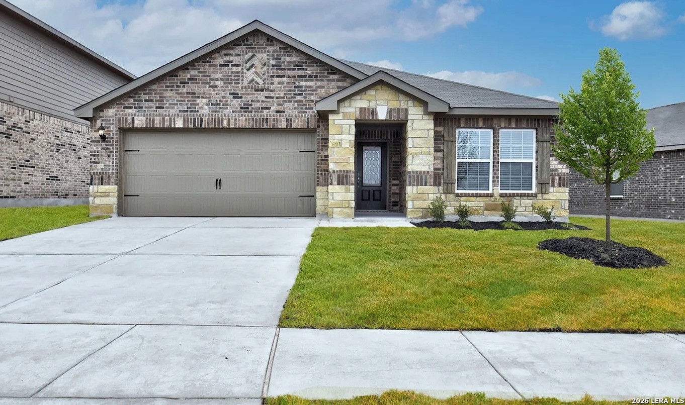 9122 Bennett Forest Converse TX 78109