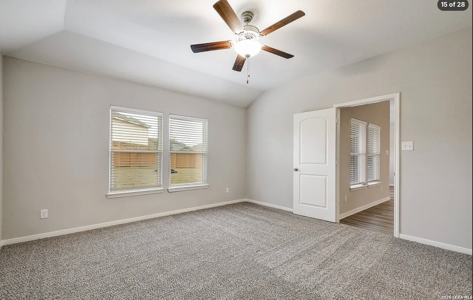 9122 Bennett Forest Converse TX 78109