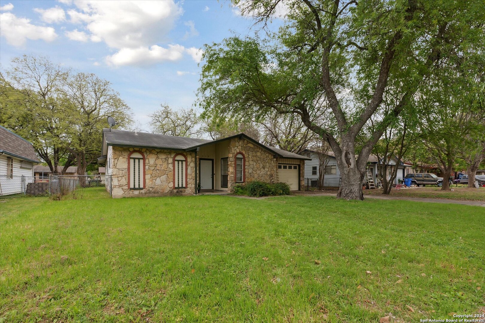 312 Lori Lynn Drive Schertz TX 78154