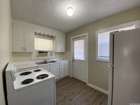 321 Duck Street Pleasanton TX 78064