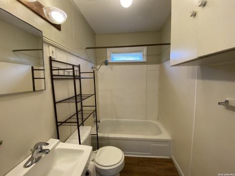 321 Duck Street Pleasanton TX 78064