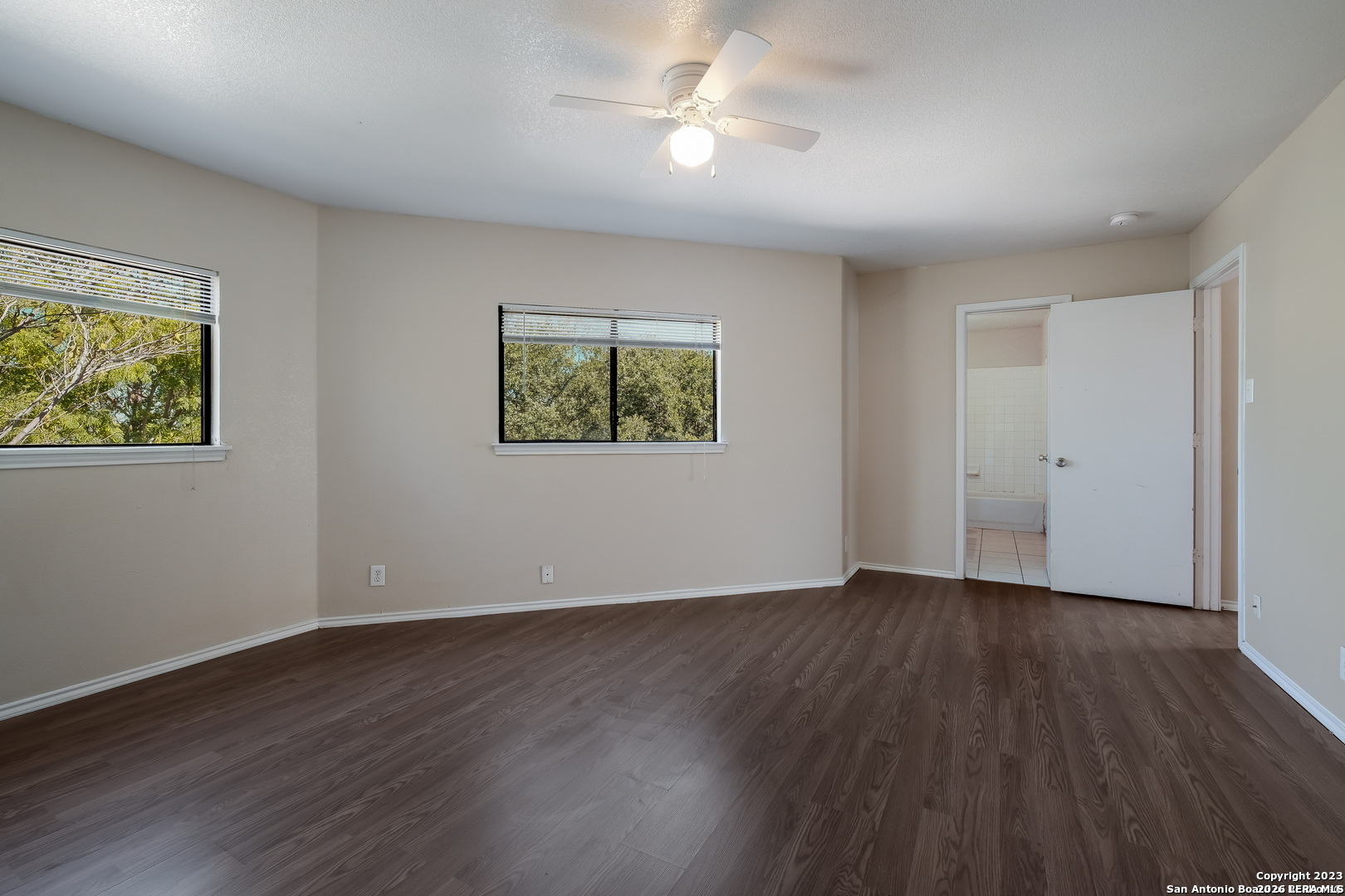 86 Mclennan Oak San Antonio TX 78240