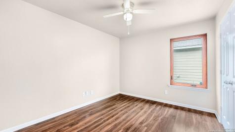 7951 Brinson Converse TX 78109