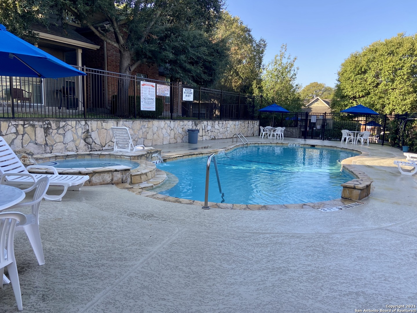 40 Chapel Hill Circle San Antonio TX 78240