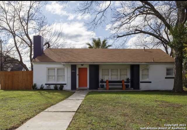 2102 W Mistletoe Avenue San Antonio TX 78201