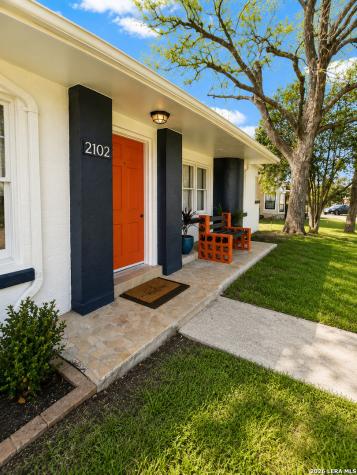 2102 W Mistletoe Avenue San Antonio TX 78201