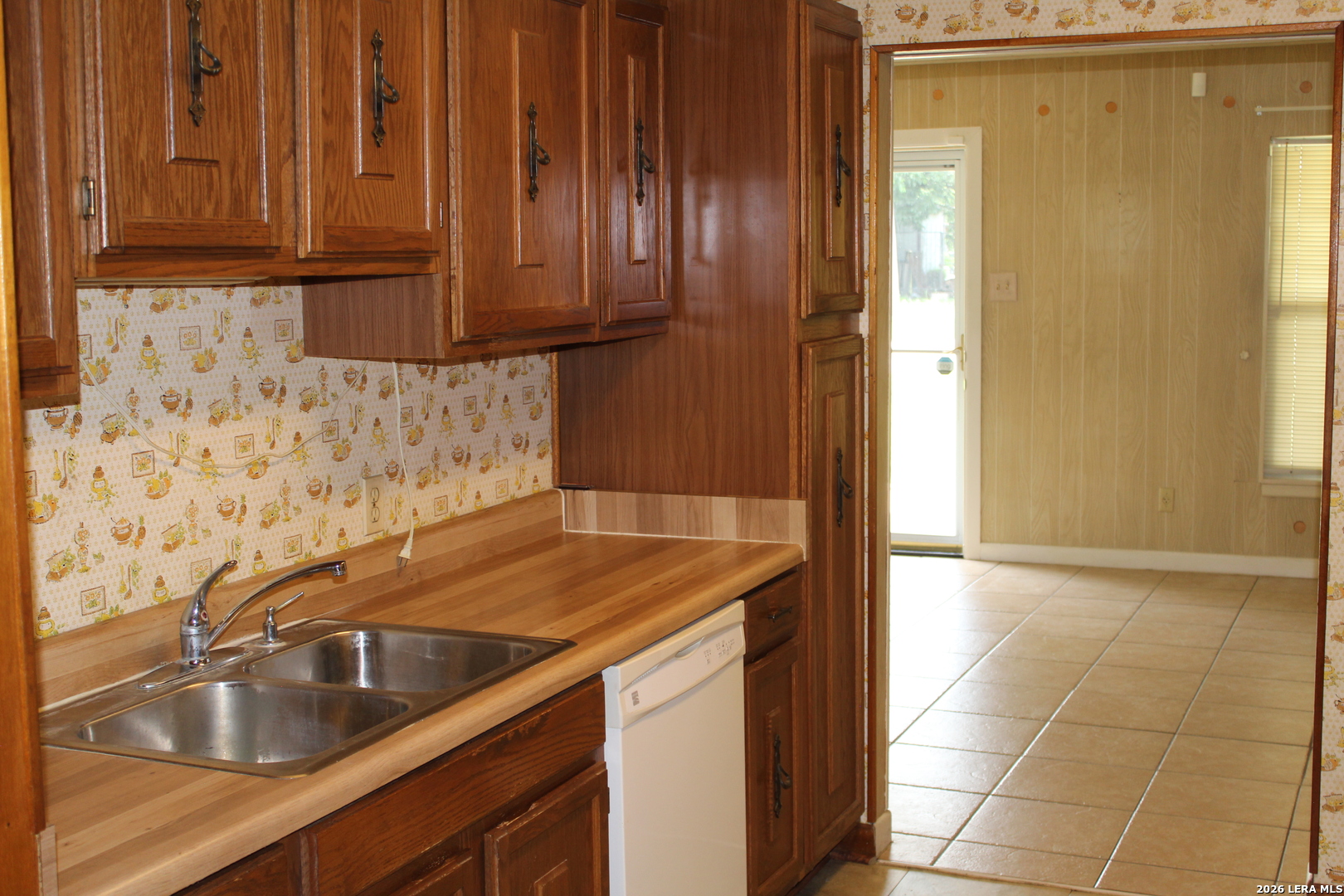 3627 W Poplar San Antonio TX 78228