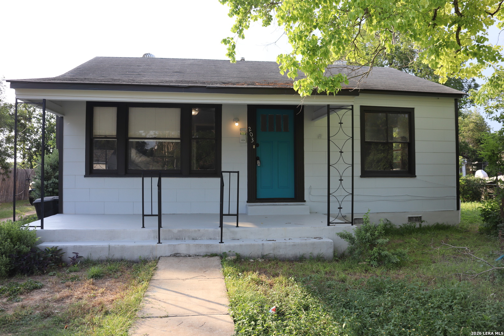 203 Brooks Schertz TX 78154