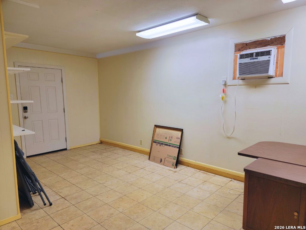 7007 Forest Grove San Antonio TX 78240