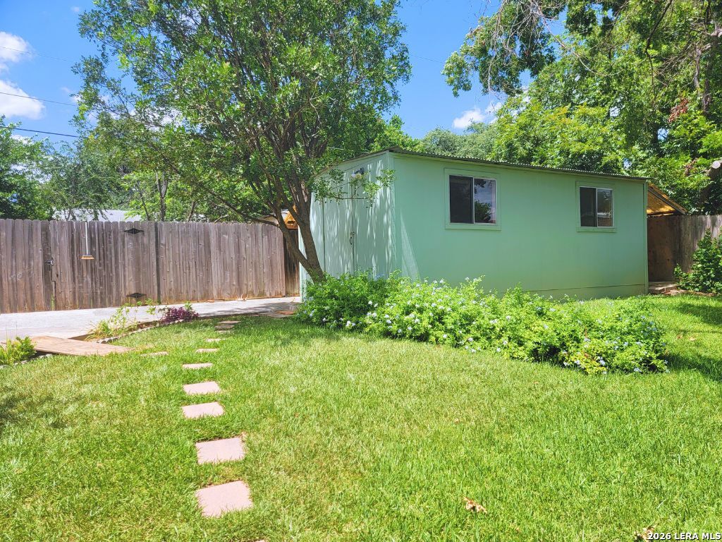 7007 Forest Grove San Antonio TX 78240