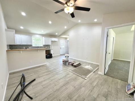 489 Oaklane Street Canyon Lake TX 78133