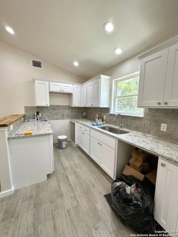 489 Oaklane Street Canyon Lake TX 78133