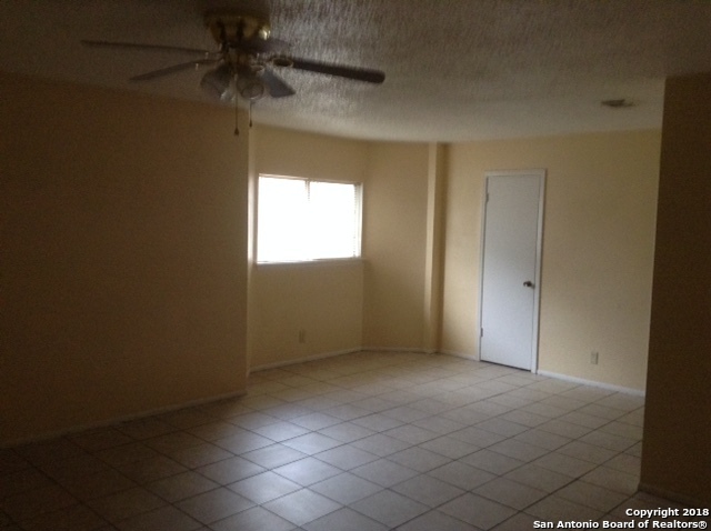 3319 Tree Grove Drive San Antonio TX 78247