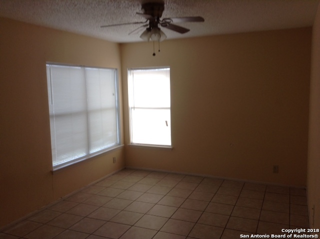 3319 Tree Grove Drive San Antonio TX 78247