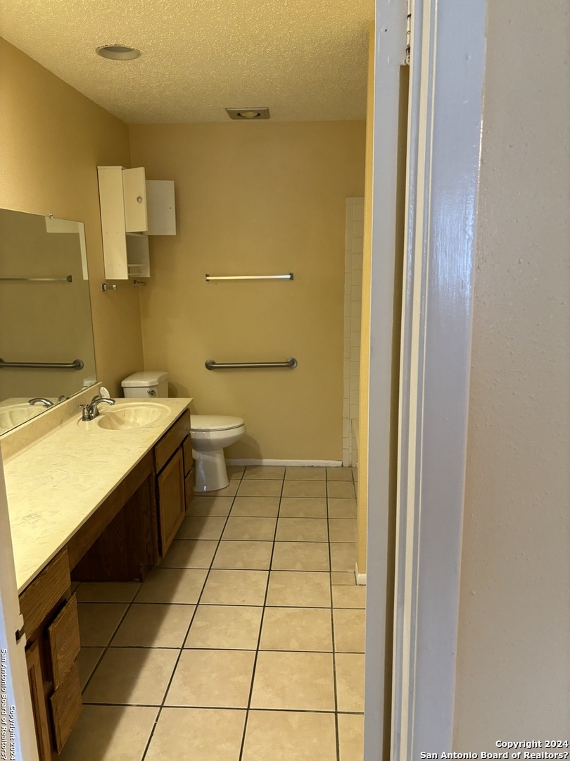 3319 Tree Grove Drive San Antonio TX 78247