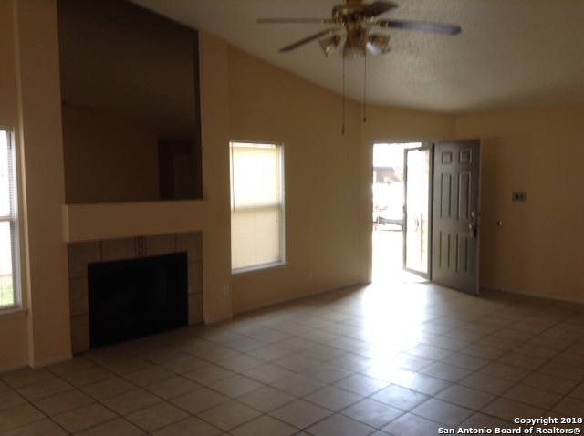 3319 Tree Grove Drive San Antonio TX 78247