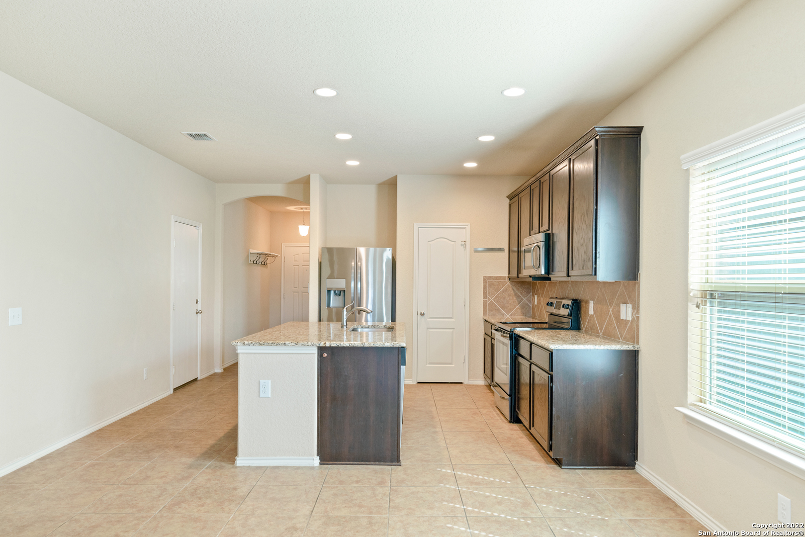 516 Stonebrook Drive Cibolo TX 78108