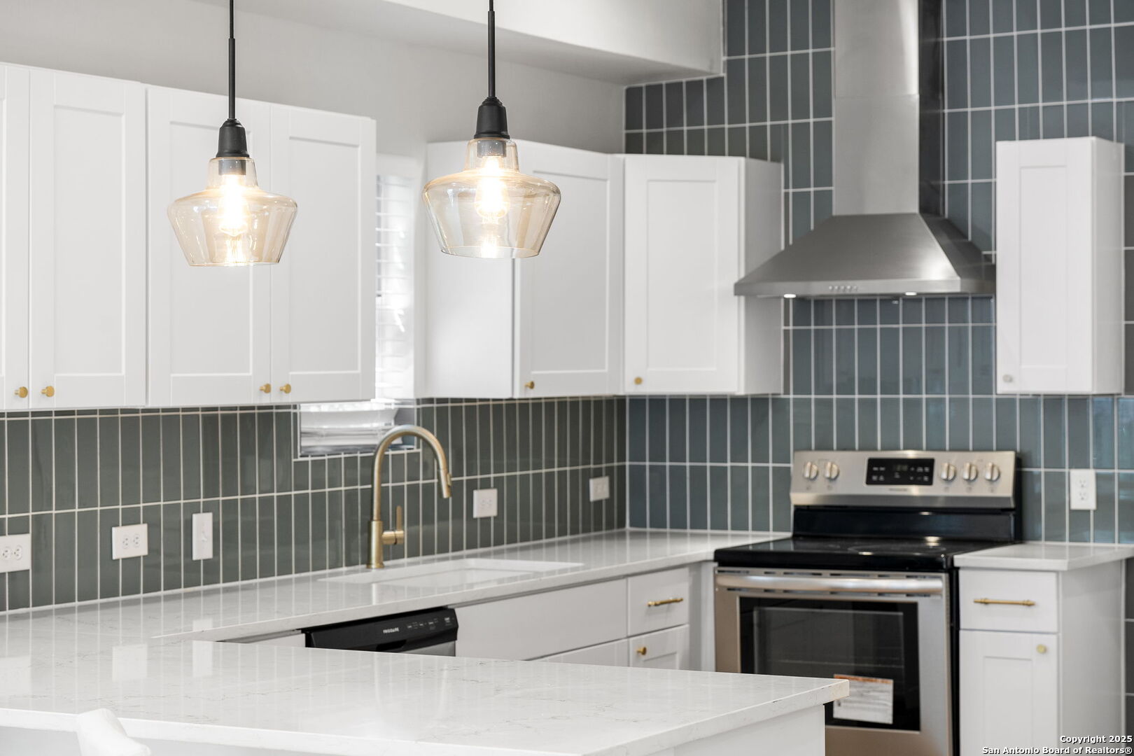 725 Westfall Avenue San Antonio TX 78210