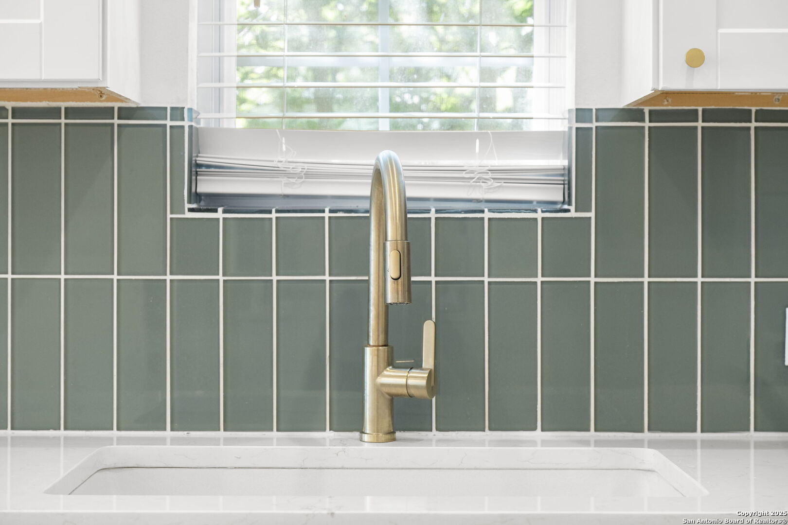 725 Westfall Avenue San Antonio TX 78210