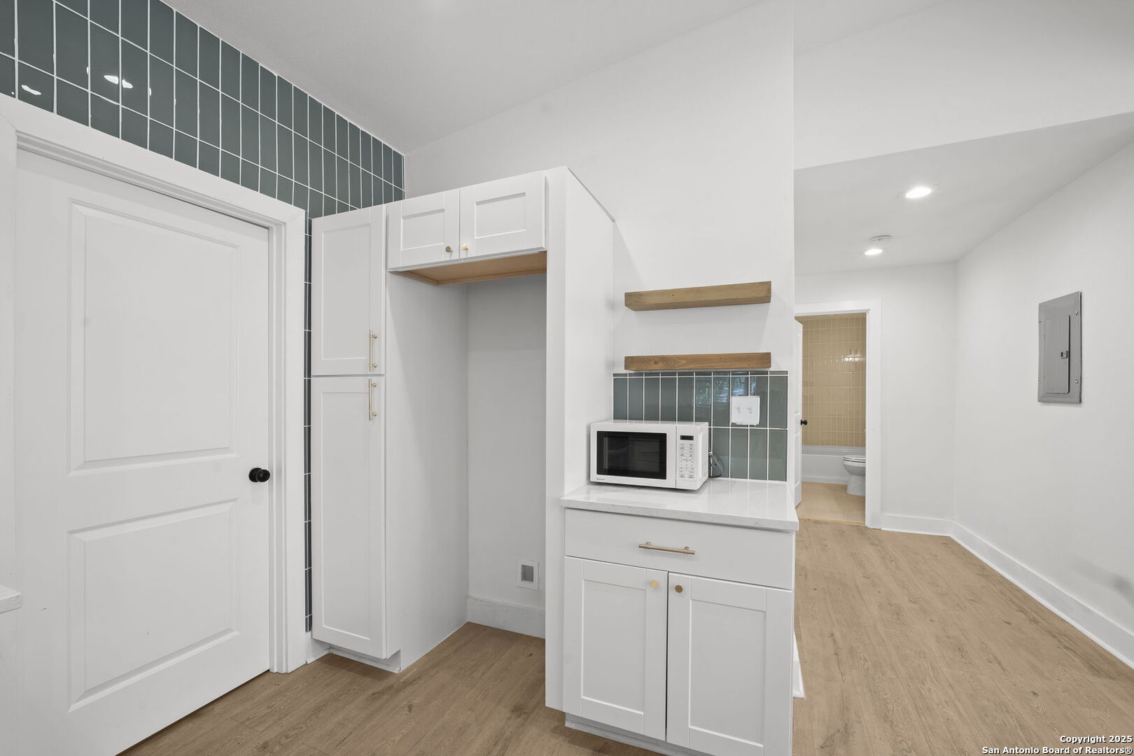 725 Westfall Avenue San Antonio TX 78210