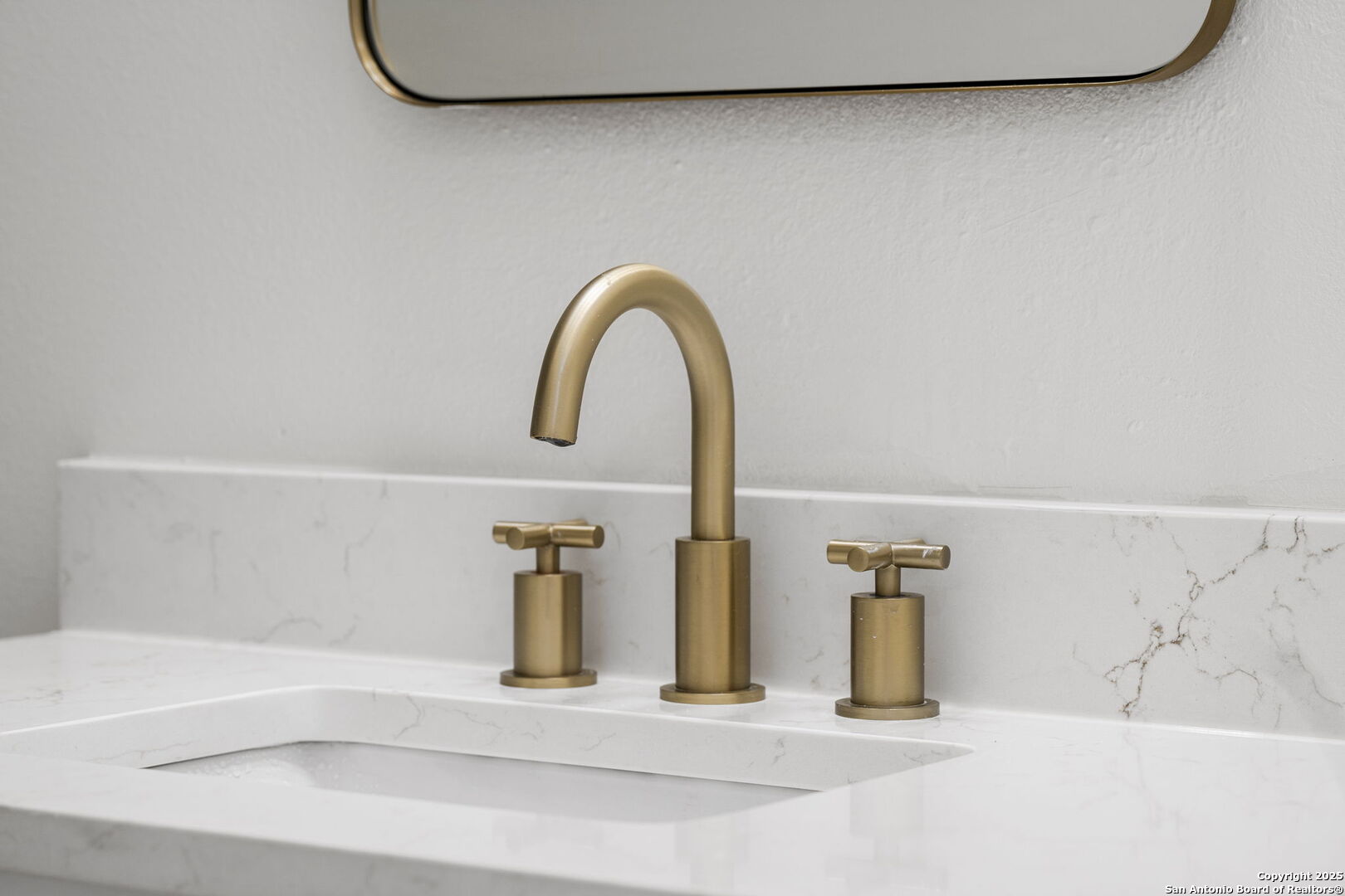 725 Westfall Avenue San Antonio TX 78210