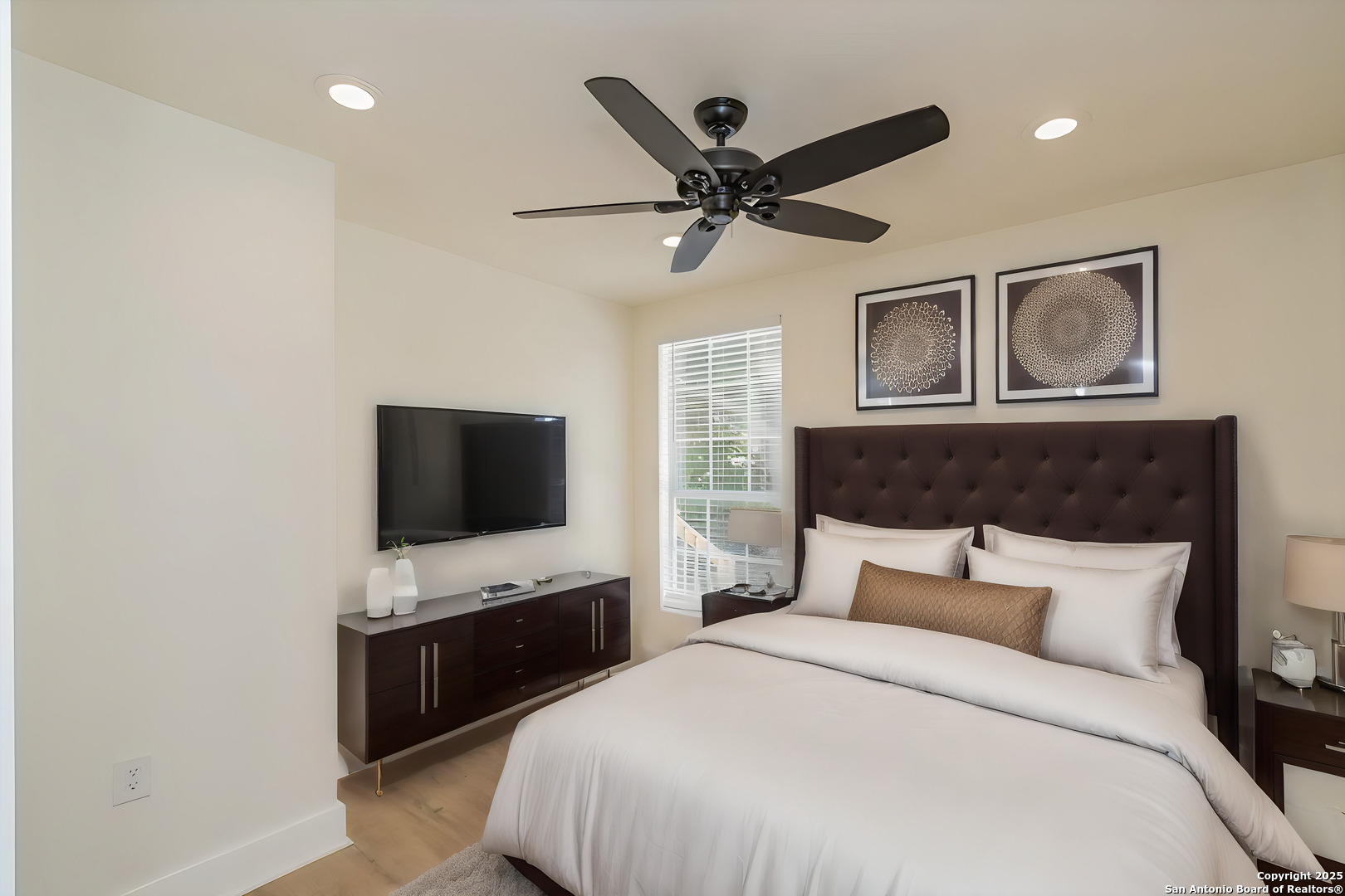 725 Westfall Avenue San Antonio TX 78210