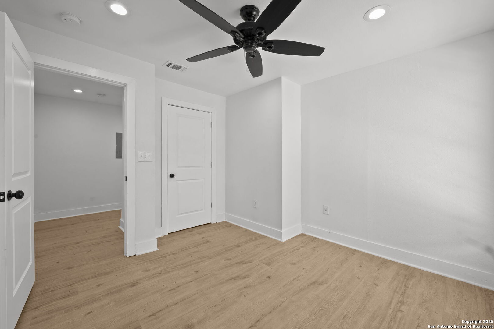 725 Westfall Avenue San Antonio TX 78210