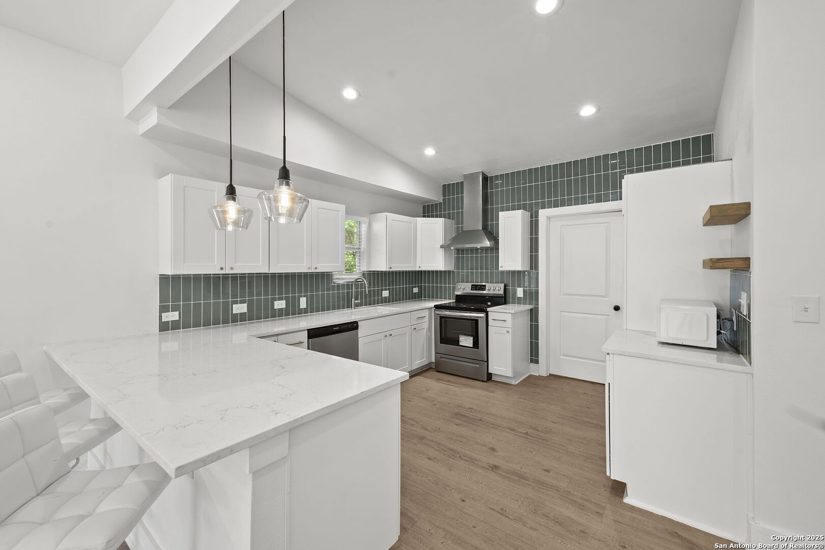 725 Westfall Avenue San Antonio TX 78210