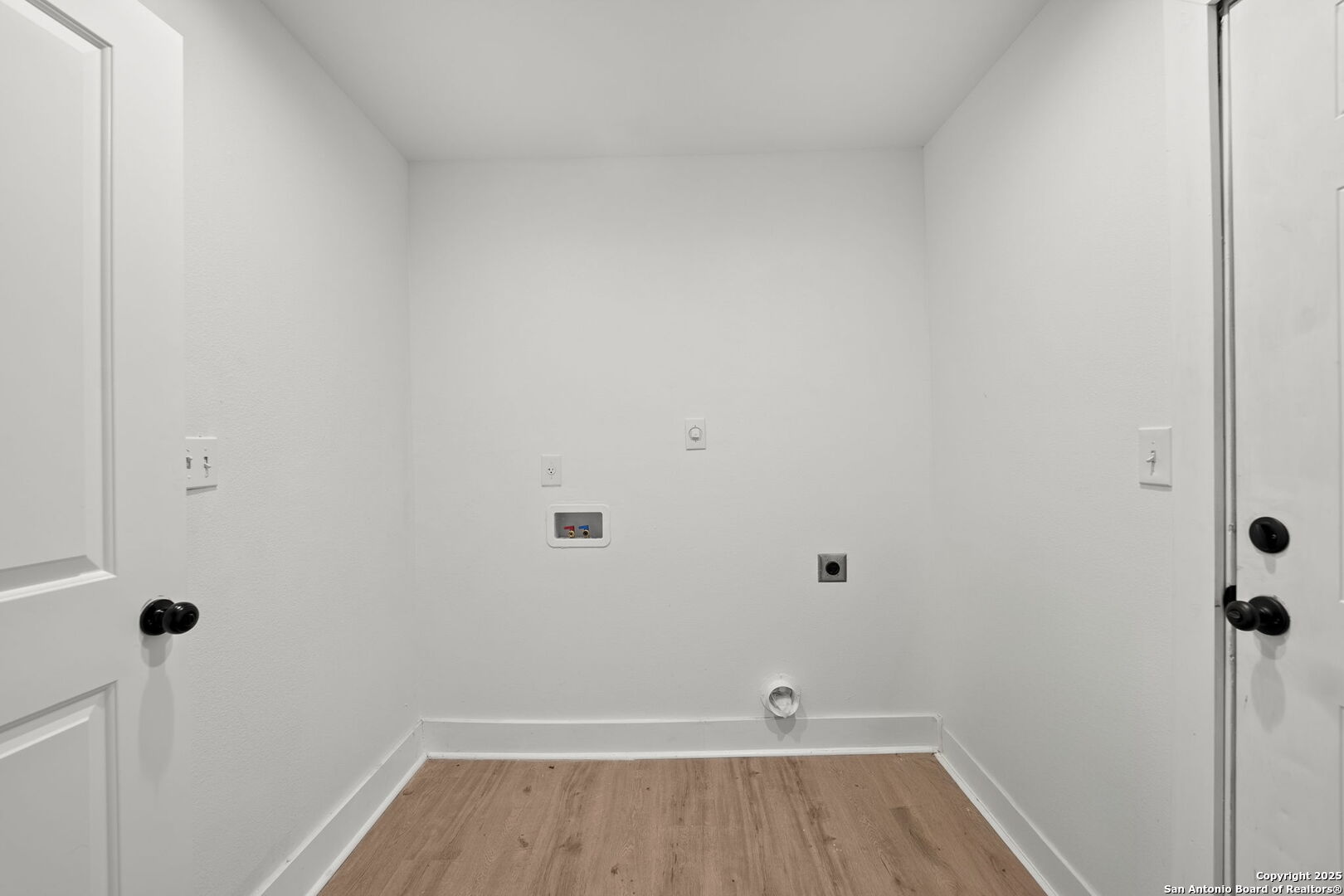 725 Westfall Avenue San Antonio TX 78210