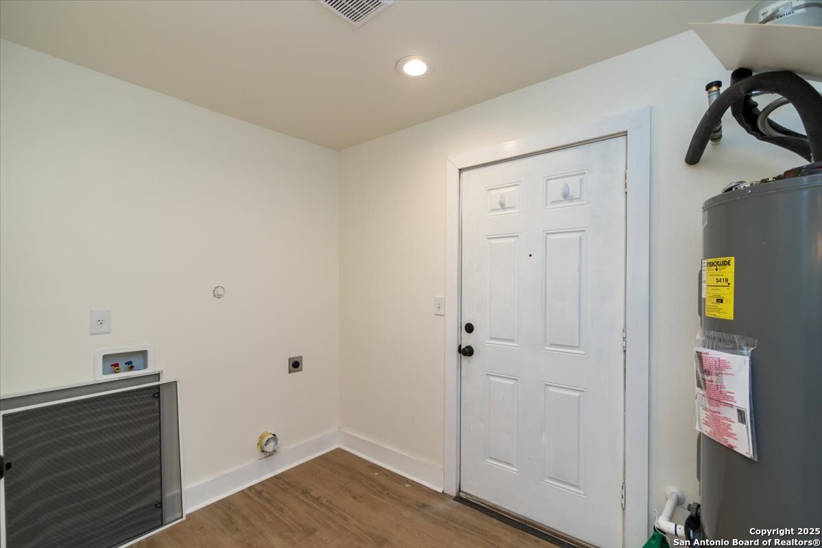 725 Westfall Avenue San Antonio TX 78210