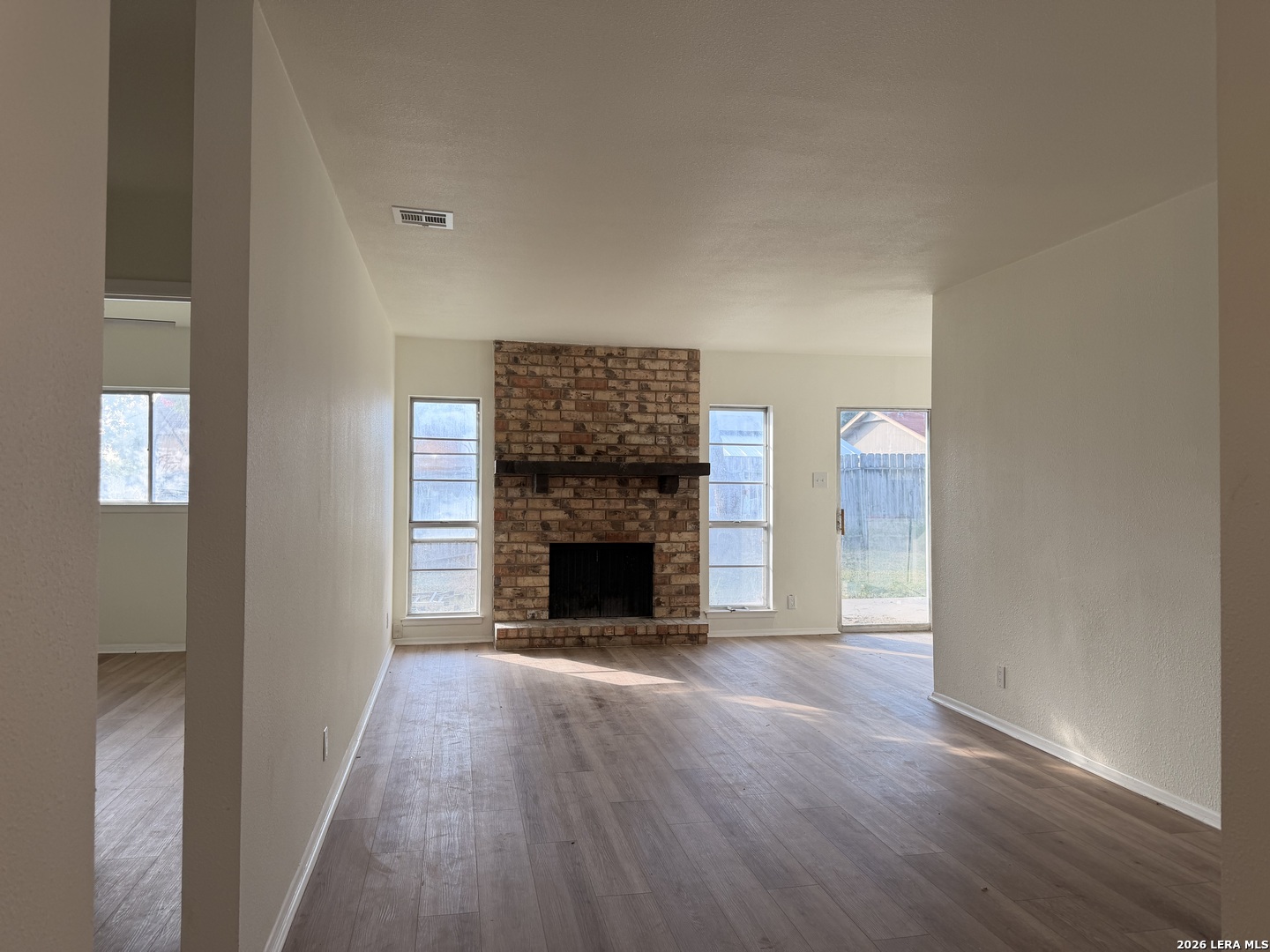637 Jamie Sue Drive Converse TX 78109