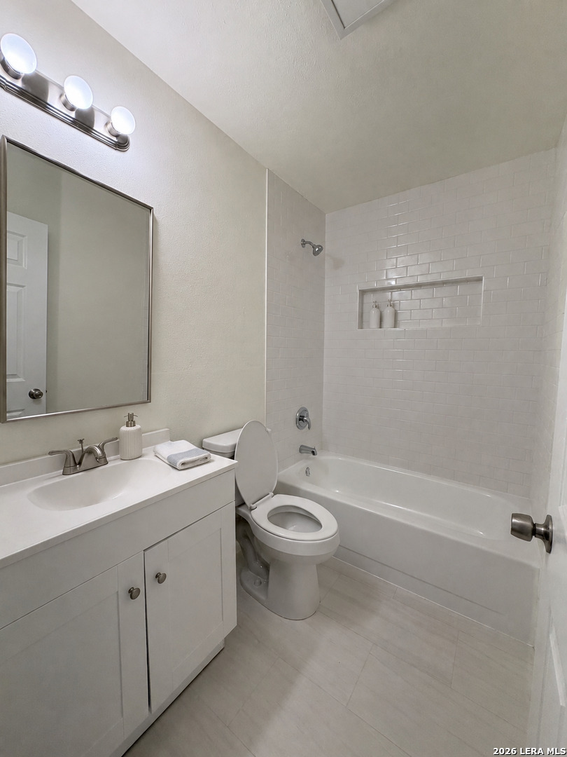 637 Jamie Sue Drive Converse TX 78109