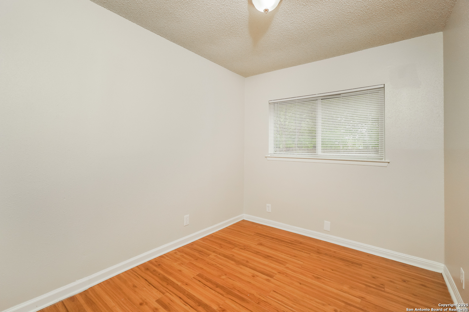 15007 Old Creek San Antonio TX 78217