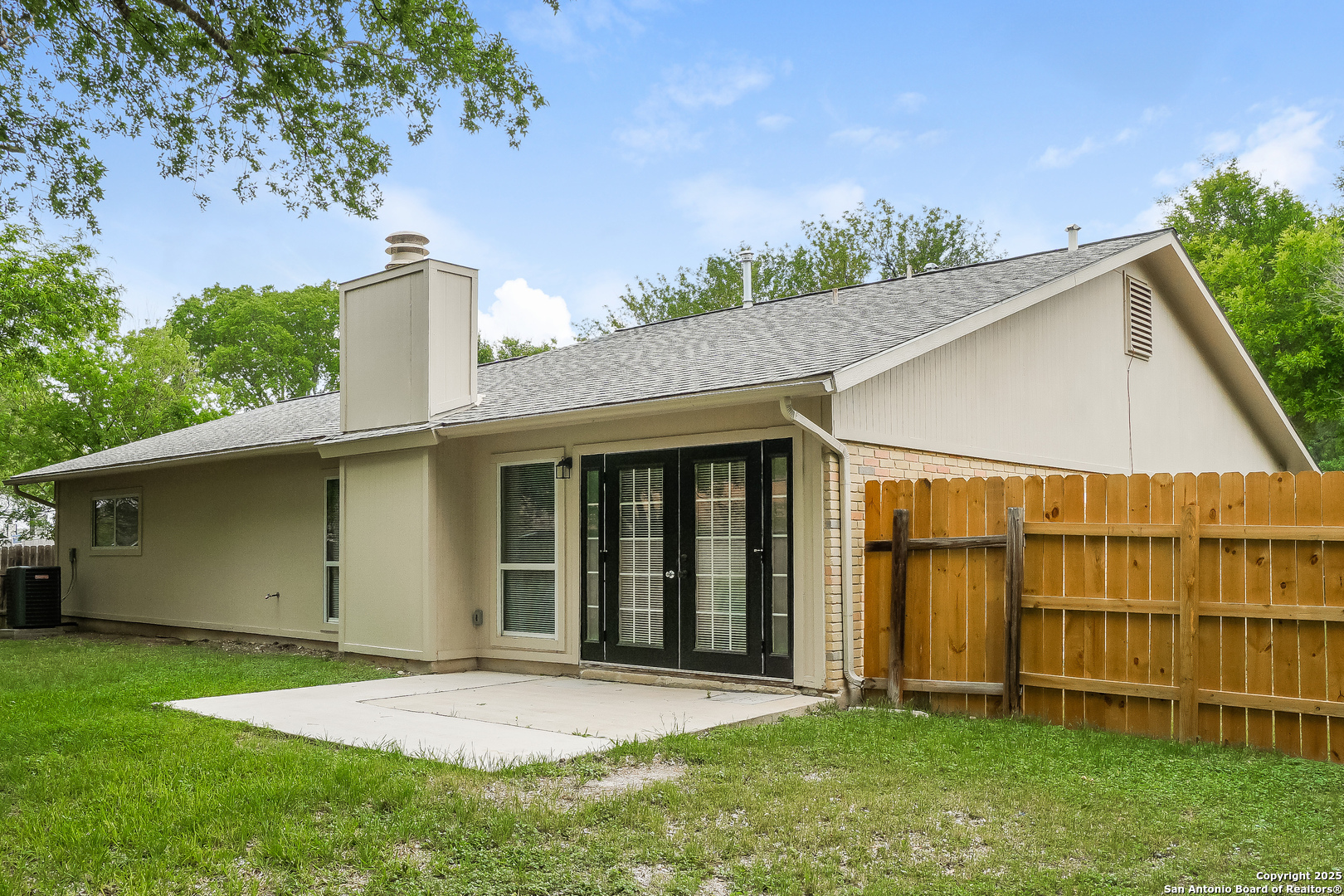 15007 Old Creek San Antonio TX 78217