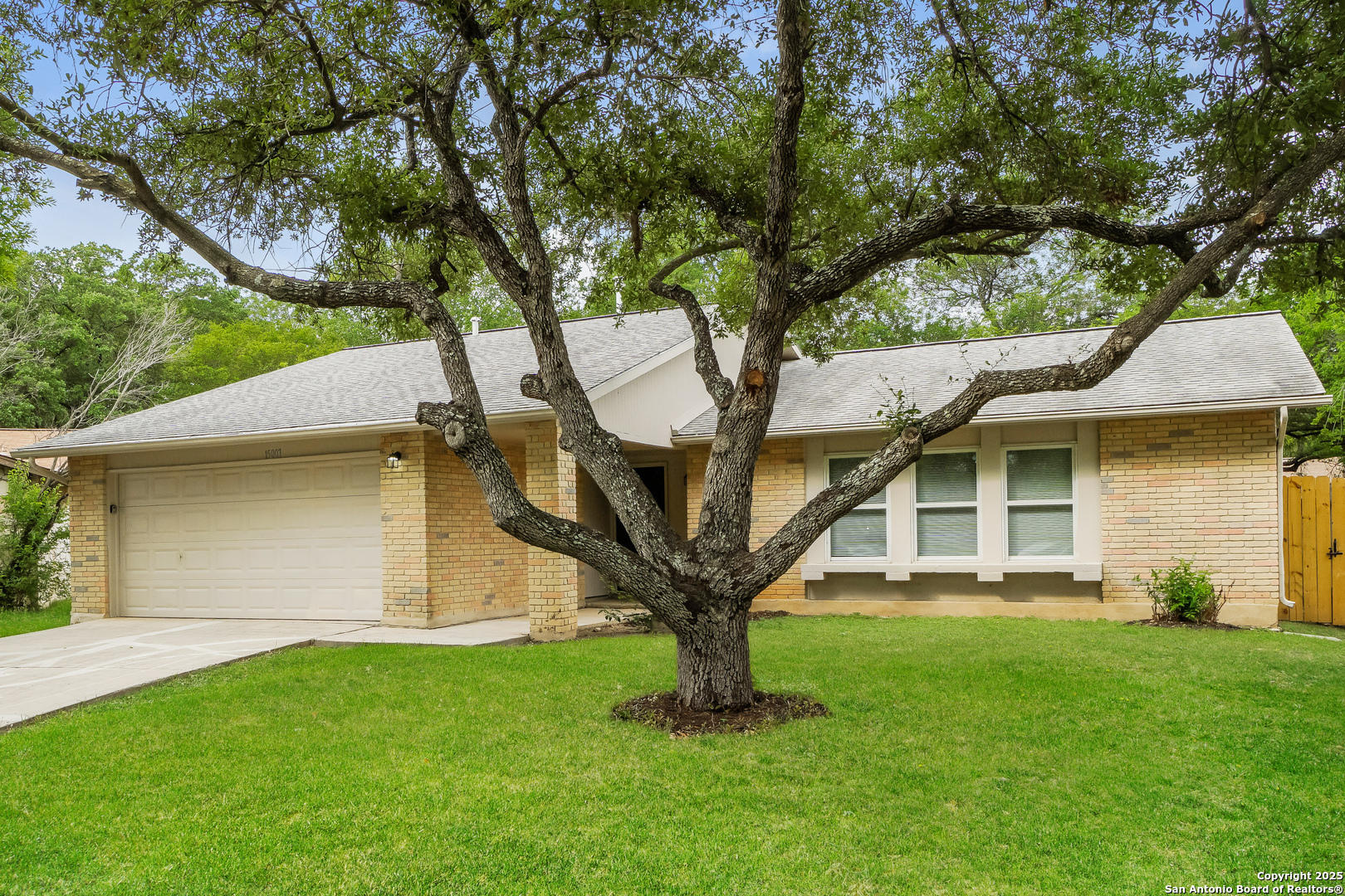 15007 Old Creek San Antonio TX 78217