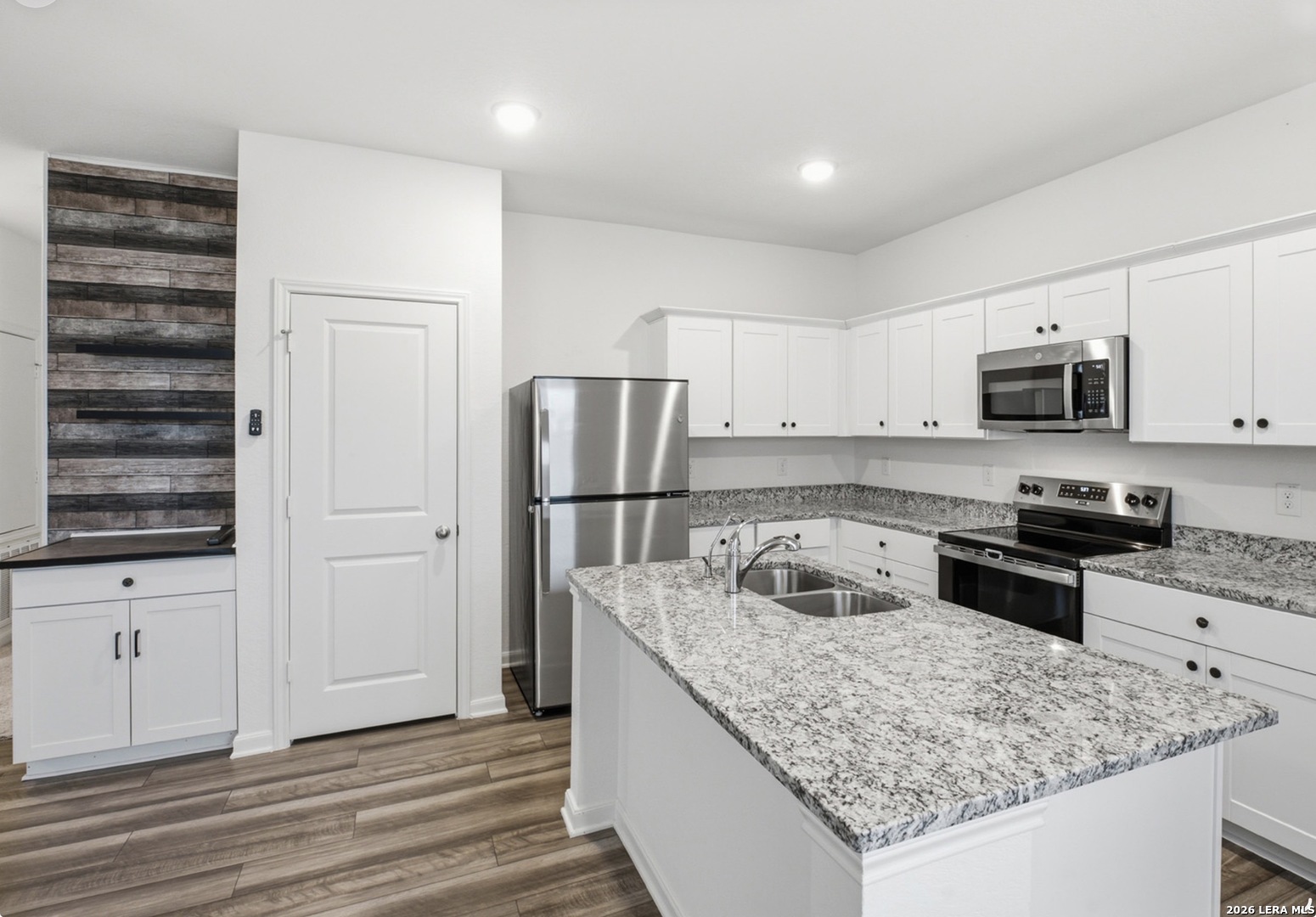 5544 Finch Canyon Converse TX 78109