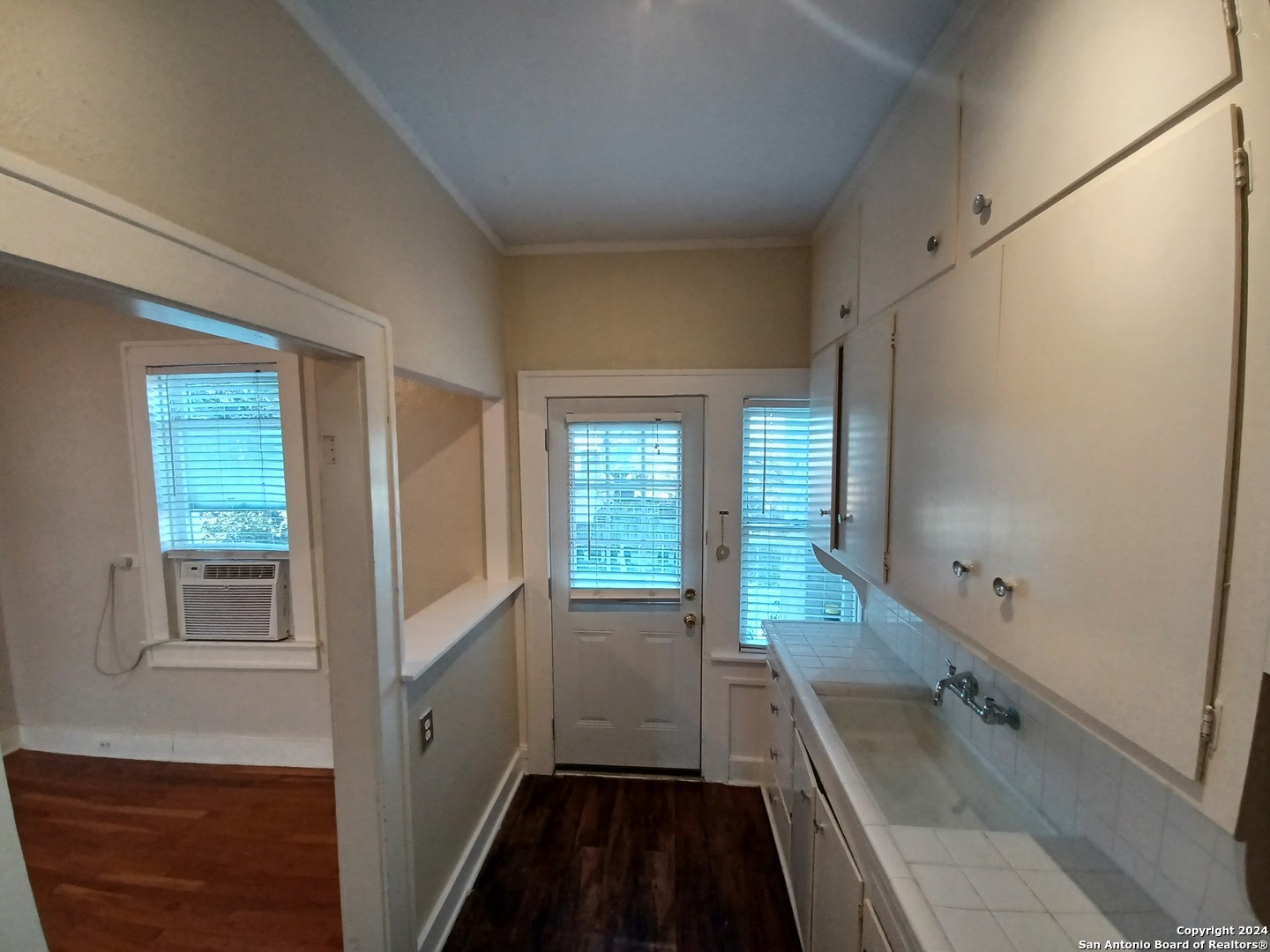 127 W Magnolia Avenue San Antonio TX 78212
