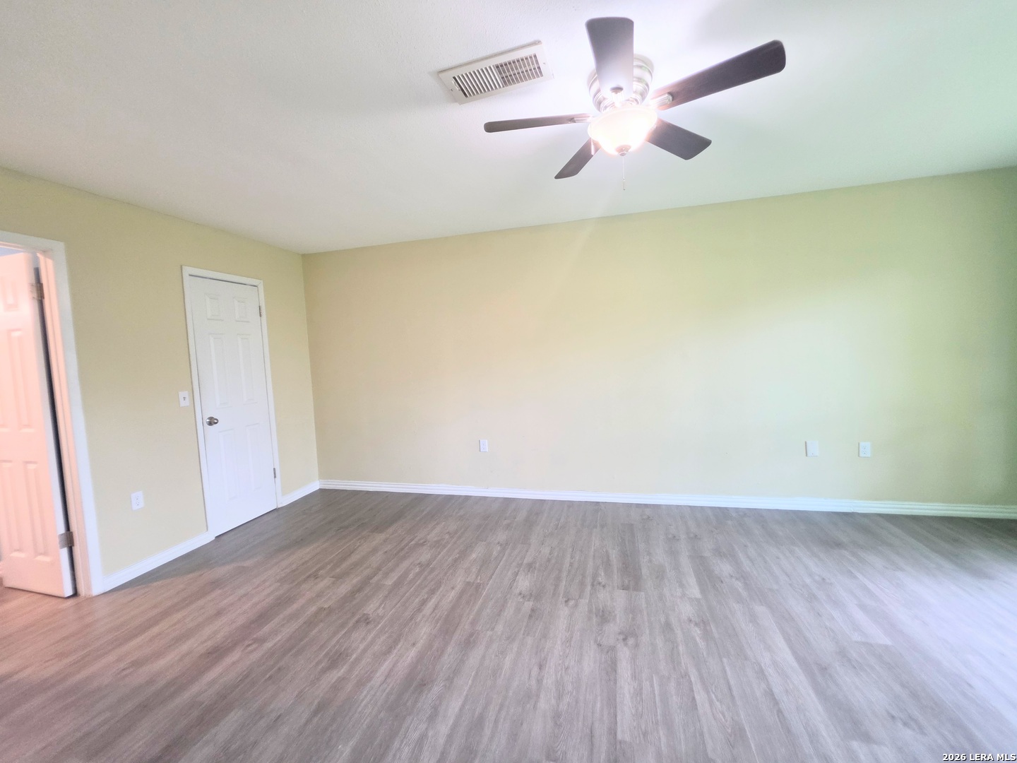 5931 Autumn Lake San Antonio TX 78222
