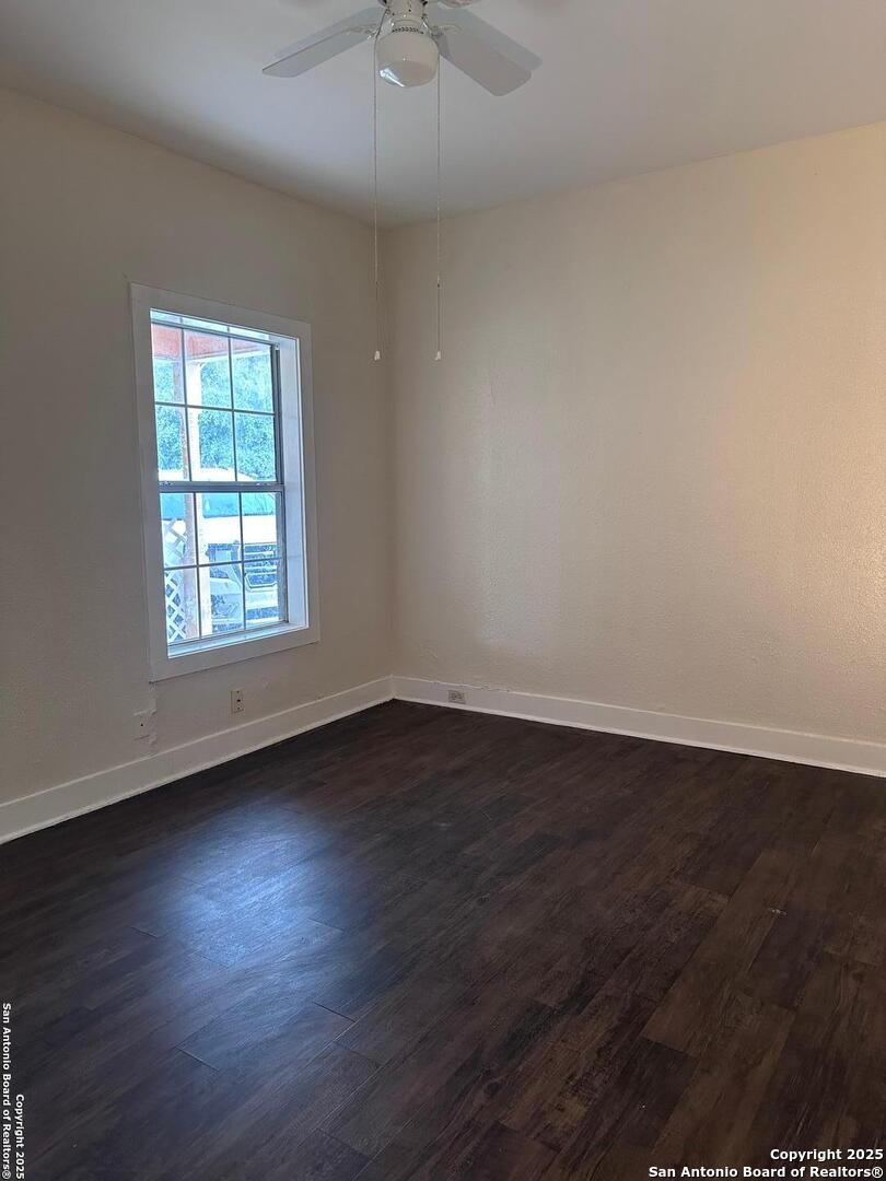 902 W Baetz Boulevard San Antonio TX 78221