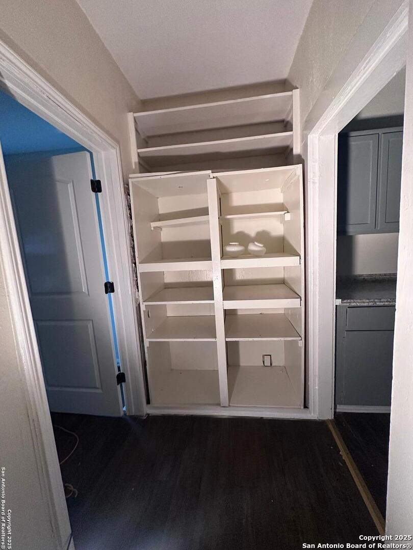 902 W Baetz Boulevard San Antonio TX 78221