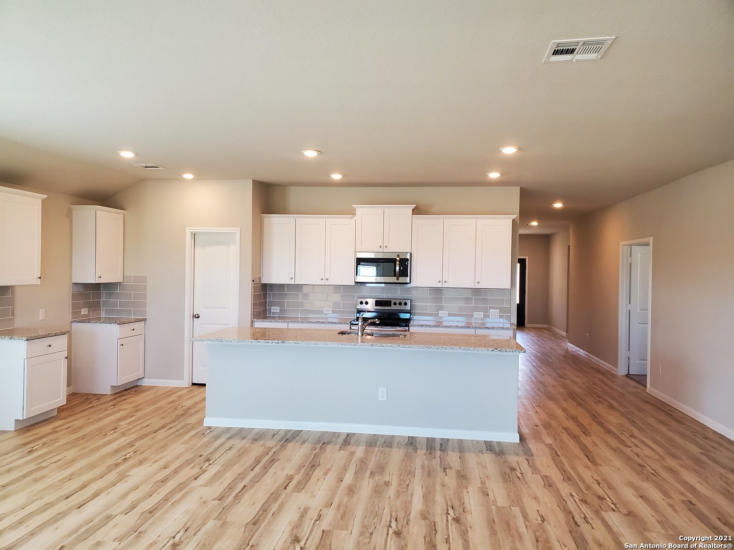 6120 Treadle New Braunfels TX 78132