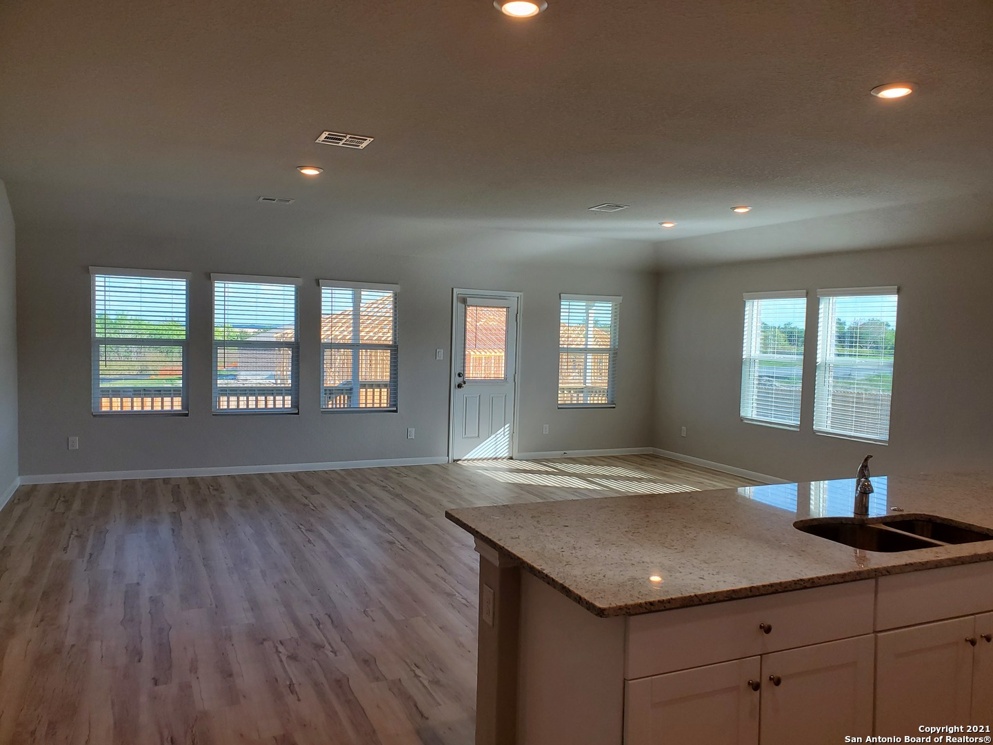 6120 Treadle New Braunfels TX 78132