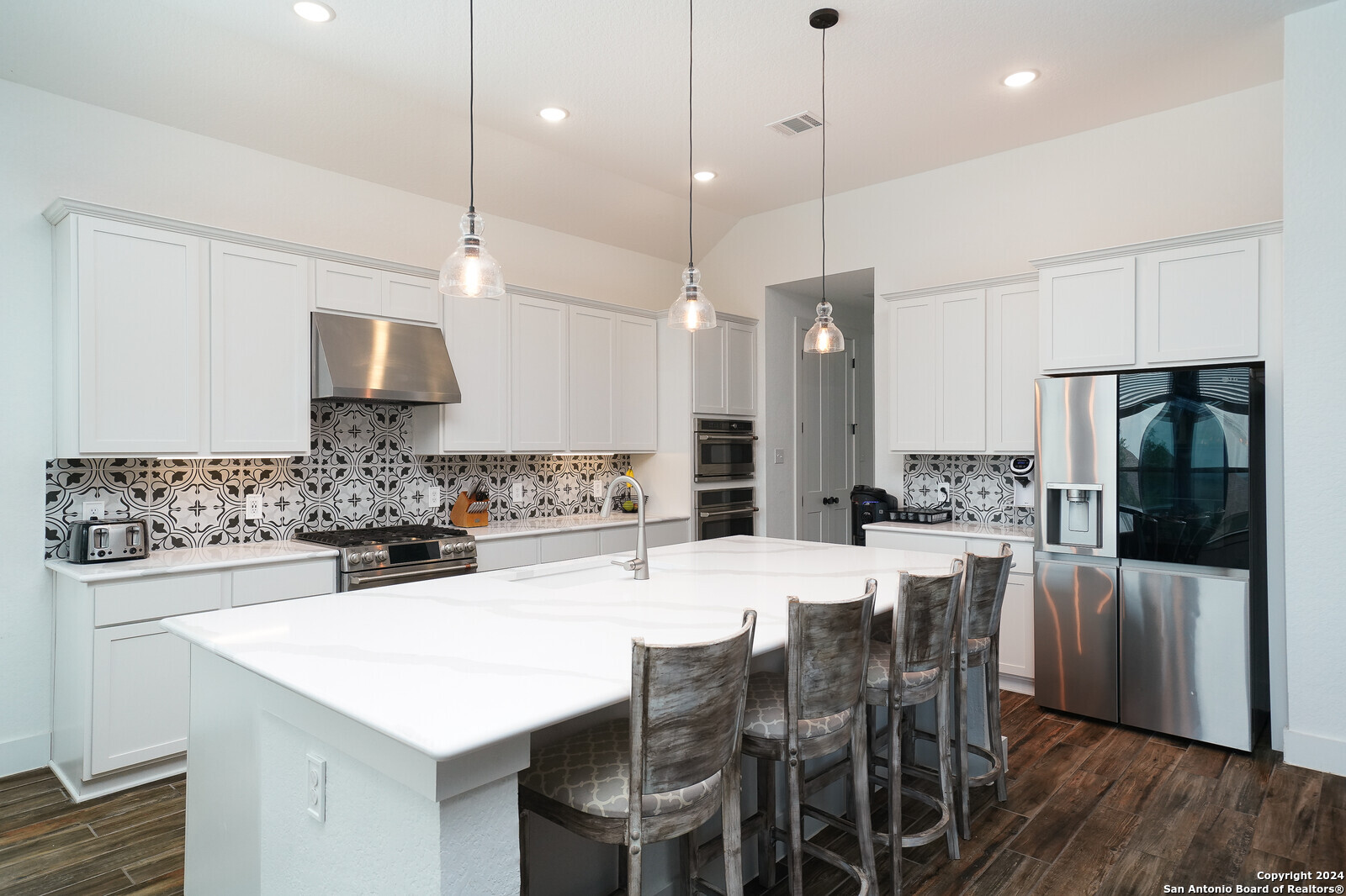 3115 Stokesay Park Bulverde TX 78163