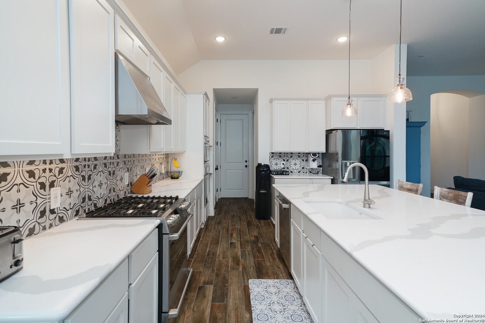 3115 Stokesay Park Bulverde TX 78163